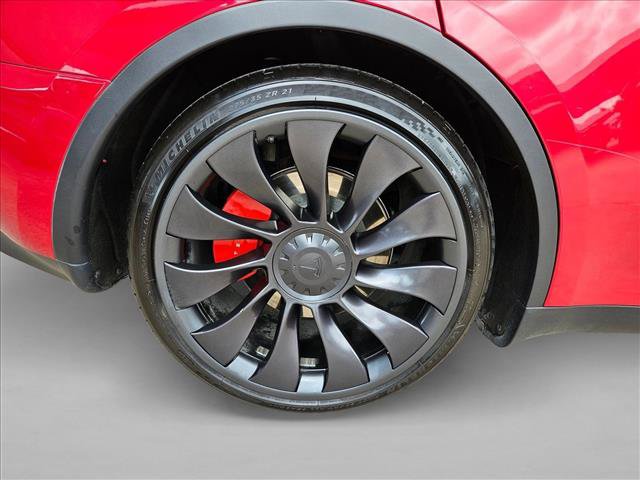 Used 2023 Tesla Model Y Performance AWD/4WD image 16