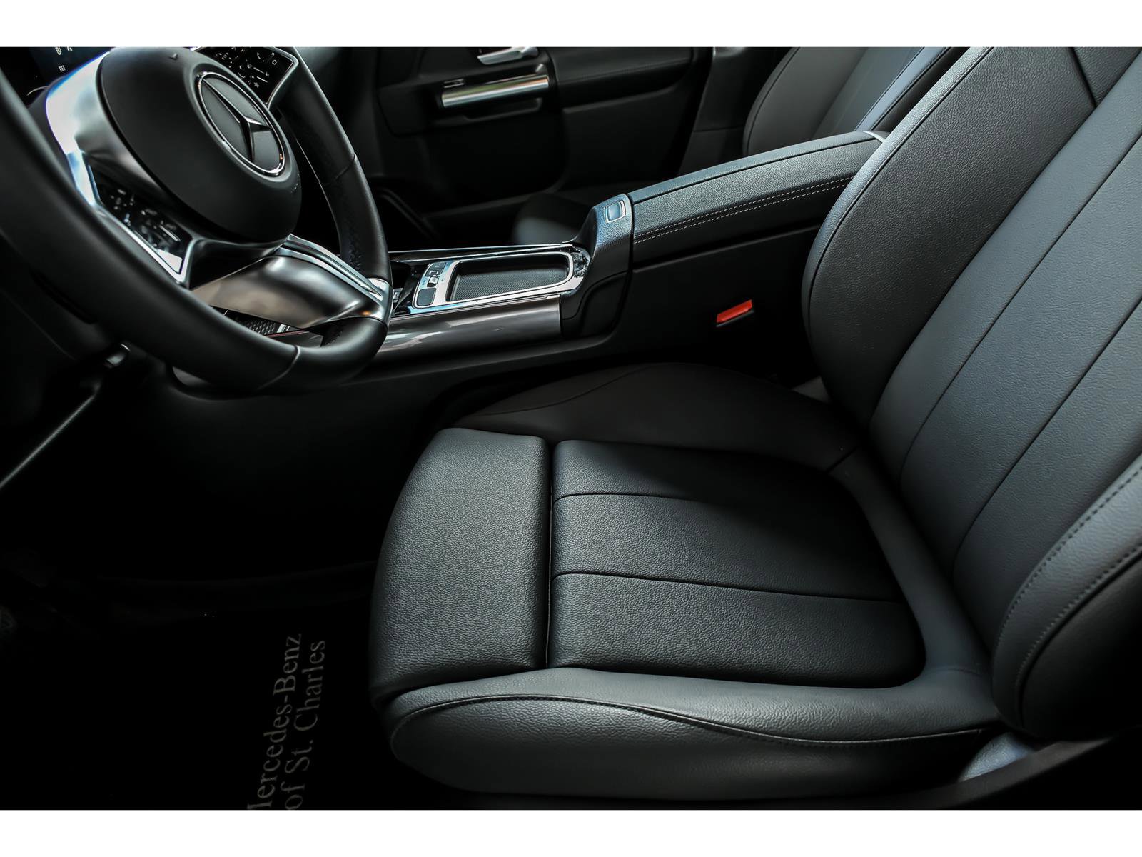 Certified 2026 Mercedes-Benz GLA 250 4MATIC image 11