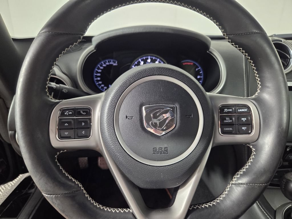 Used 2014 SRT Viper GTS w/ GTS Laguna Interior Package RWD image 16