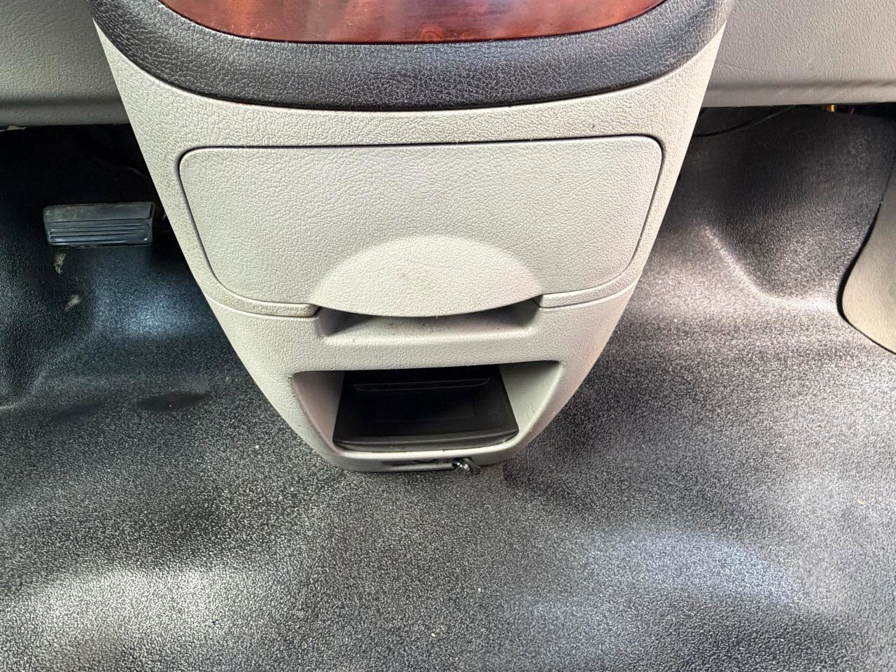 Used 2008 Chevrolet Uplander w/ Climate Package image 26