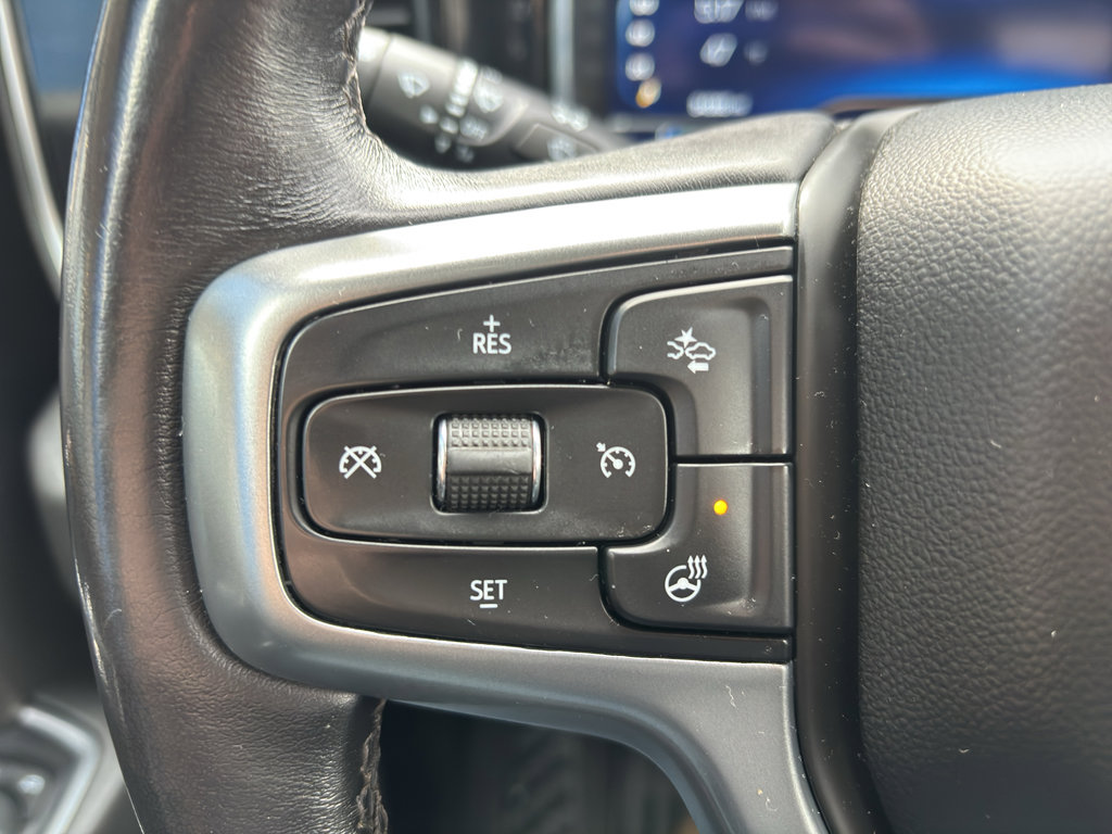 Used 2022 Chevrolet Silverado 1500 LT AWD/4WD image 16