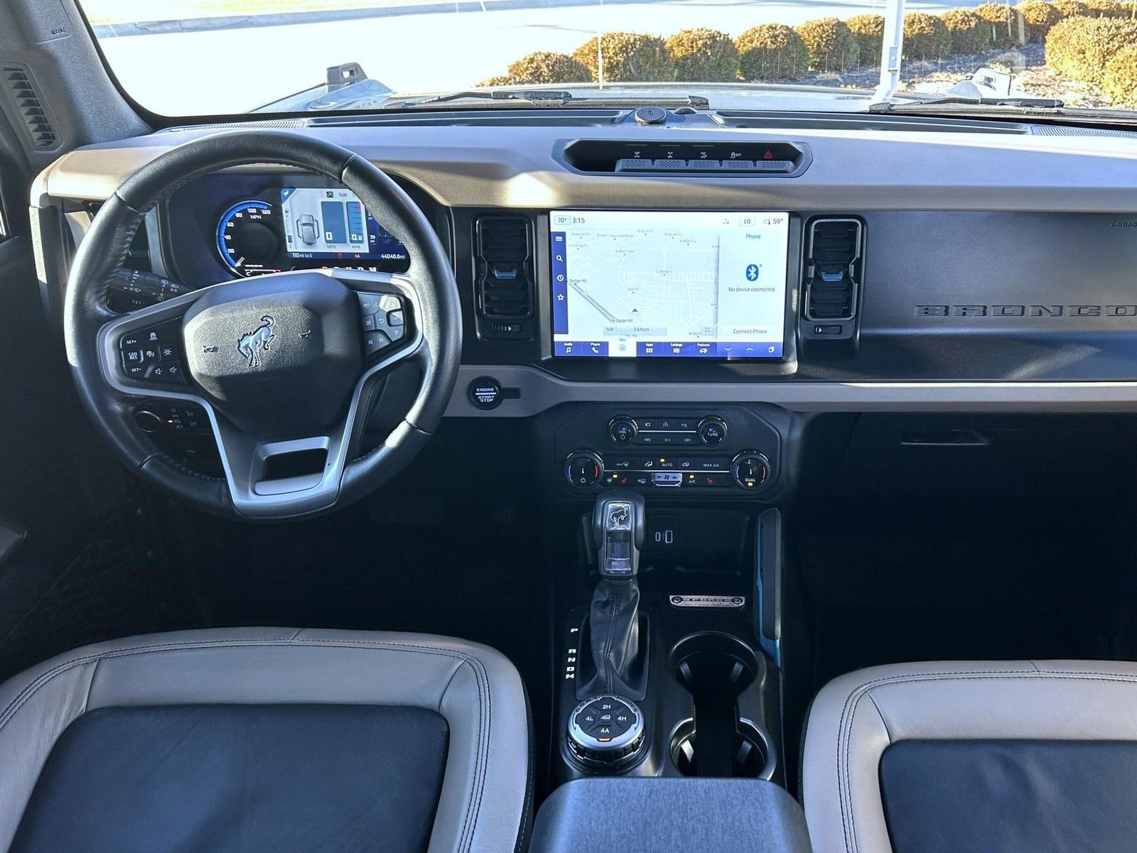 Used 2022 Ford Bronco Wildtrak image 12