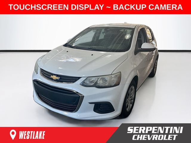Used 2017 Chevrolet Sonic LT FWD image 1