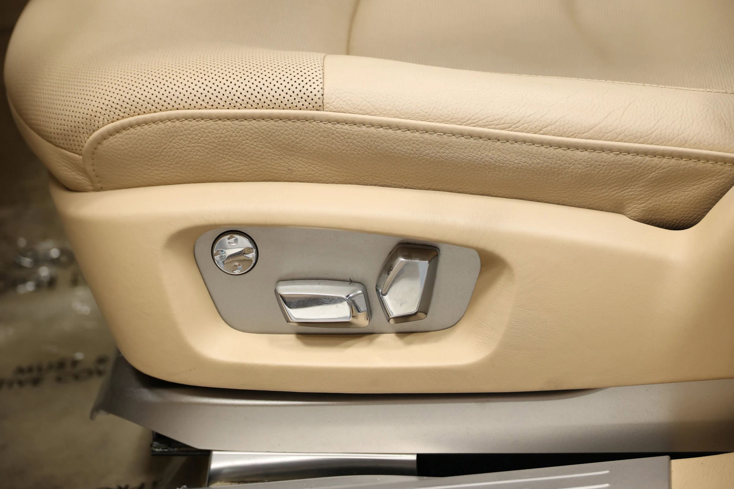 Used 2011 Rolls-Royce Ghost Sedan 4D image 14