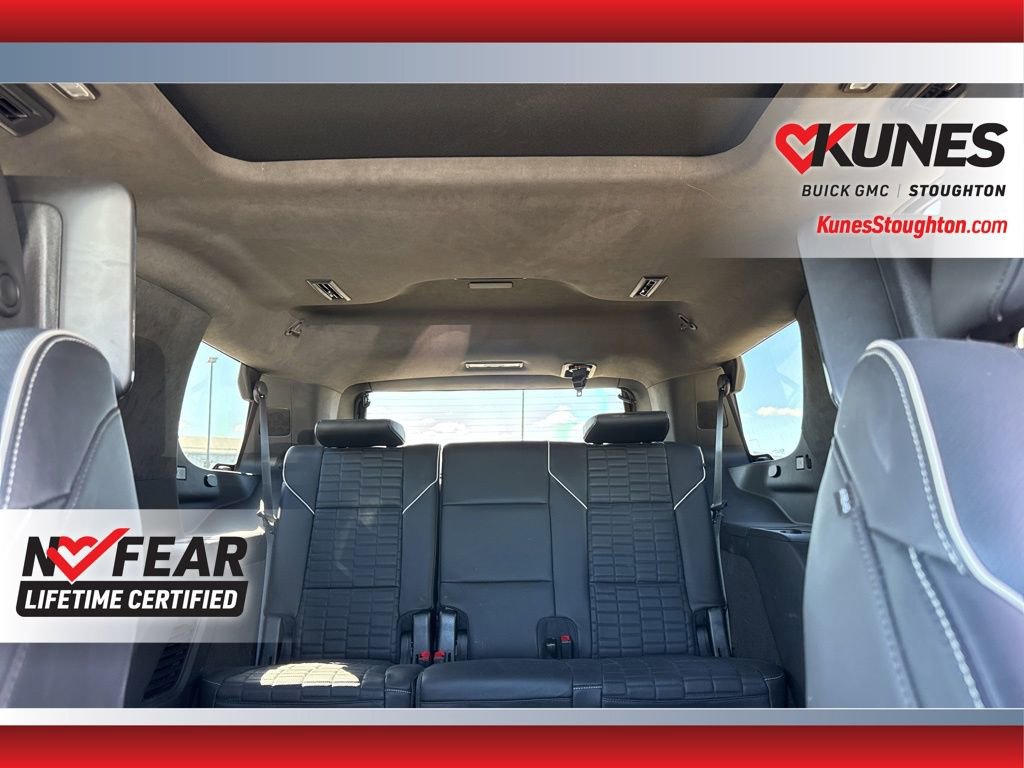 Used 2023 Cadillac Escalade Premium Luxury Platinum w/ Heavy-Duty Trailer Package image 24