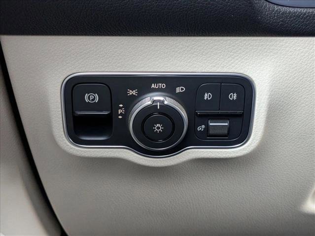 Certified 2025 Mercedes-Benz GLB 250 image 10