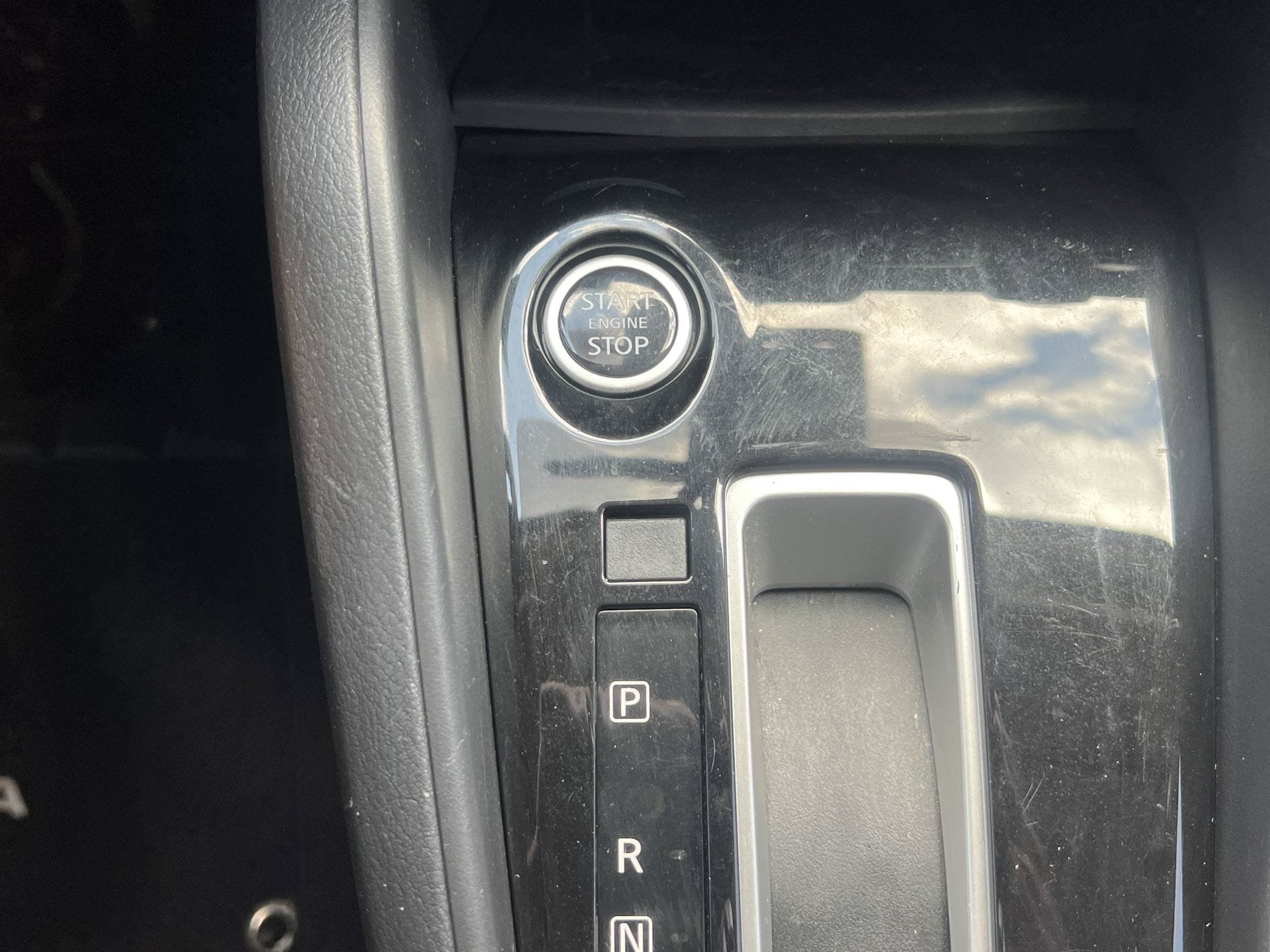 Certified 2023 Nissan Versa SV FWD image 6