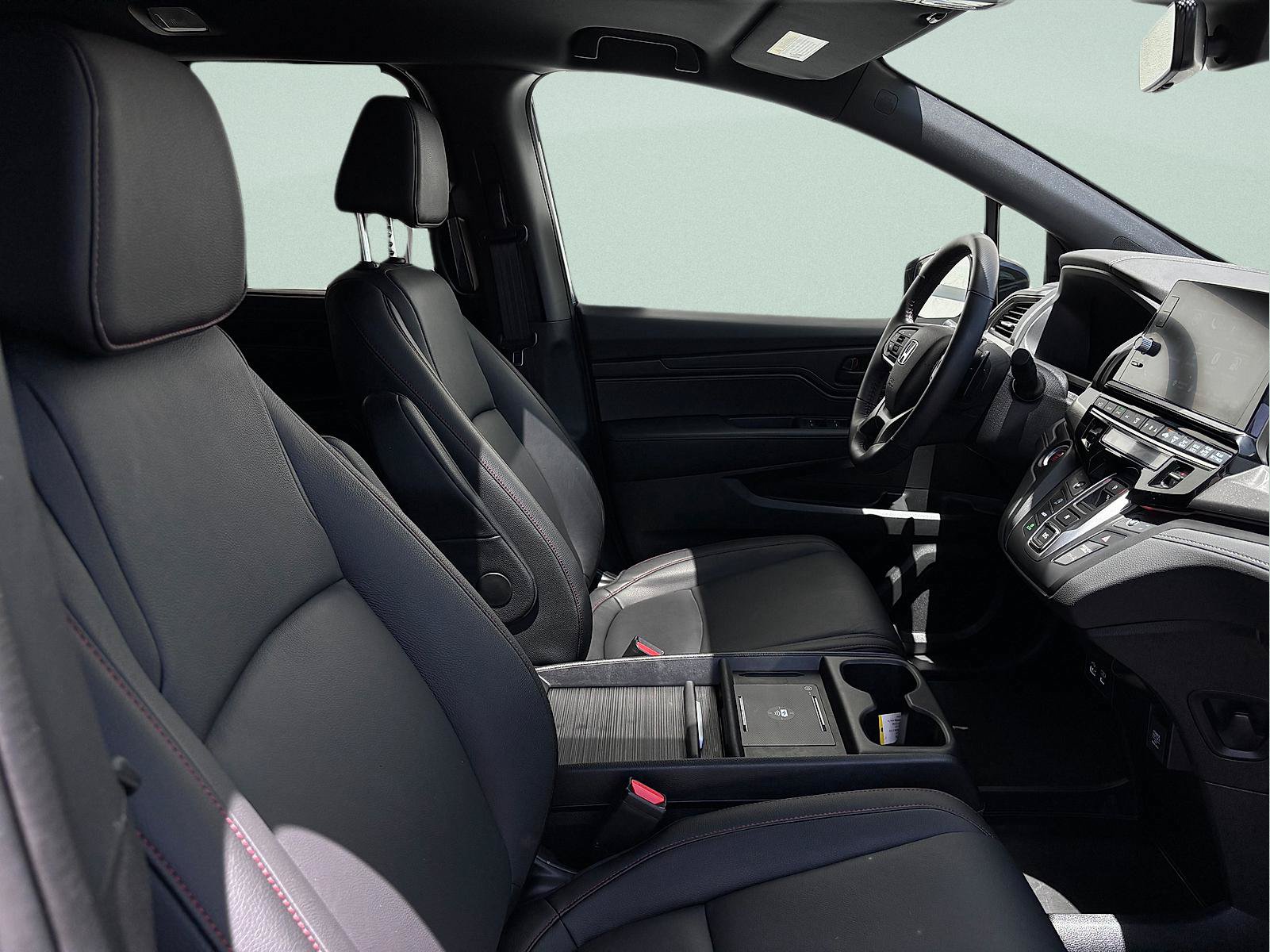 Certified 2025 Honda Odyssey Sport-L image 38