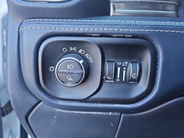 Used 2019 RAM 2500 Limited image 17