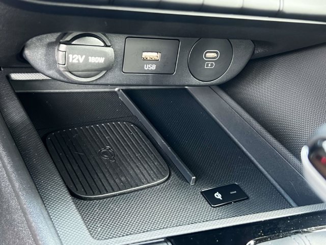 Certified 2025 Hyundai Elantra Sport FWD image 29