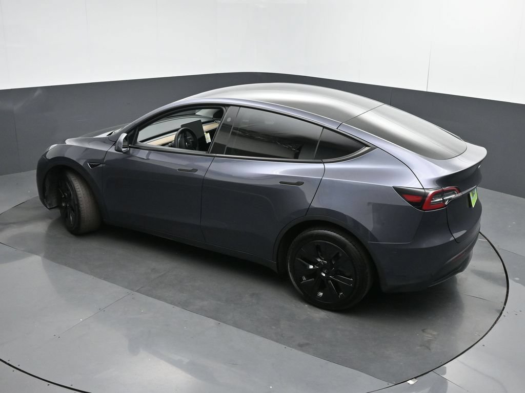 Used 2023 Tesla Model Y Long Range AWD/4WD image 40