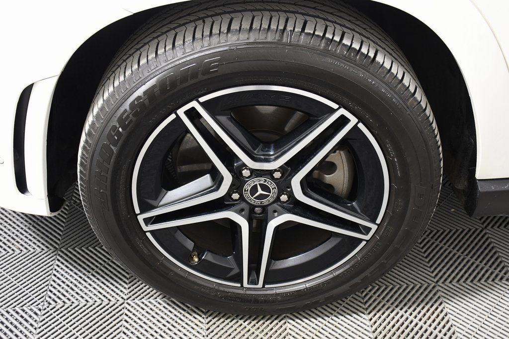 Used 2023 Mercedes-Benz GLE 450 4MATIC image 11