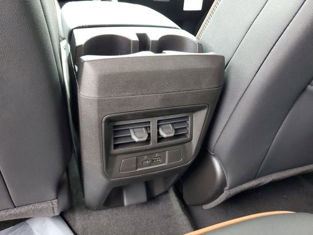New 2026 GMC Canyon AT4 AWD/4WD image 16