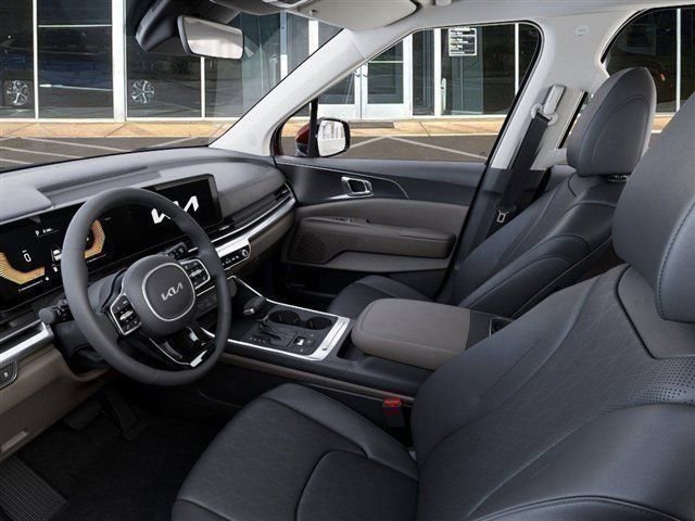 New 2026 Kia Carnival FWD image 17