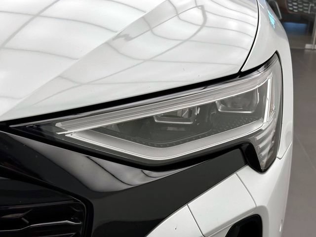 Certified 2024 Audi Q8 e-tron Premium Plus w/ Premium Plus Package AWD/4WD image 8