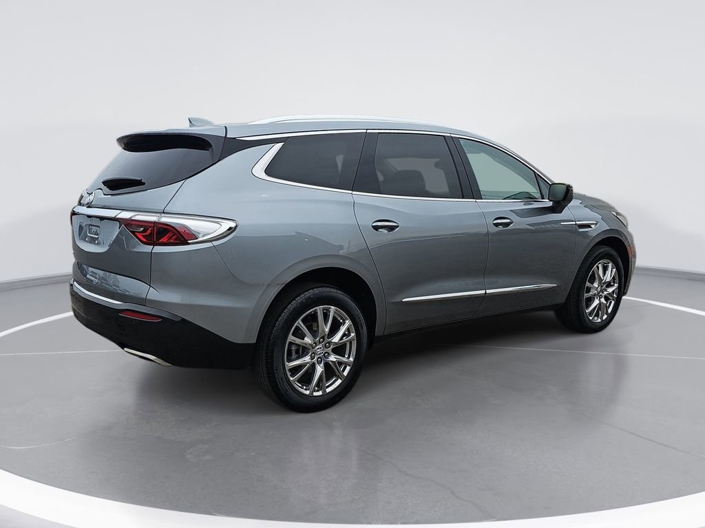 Used 2023 Buick Enclave Essence w/ Experience Buick Package AWD/4WD image 3