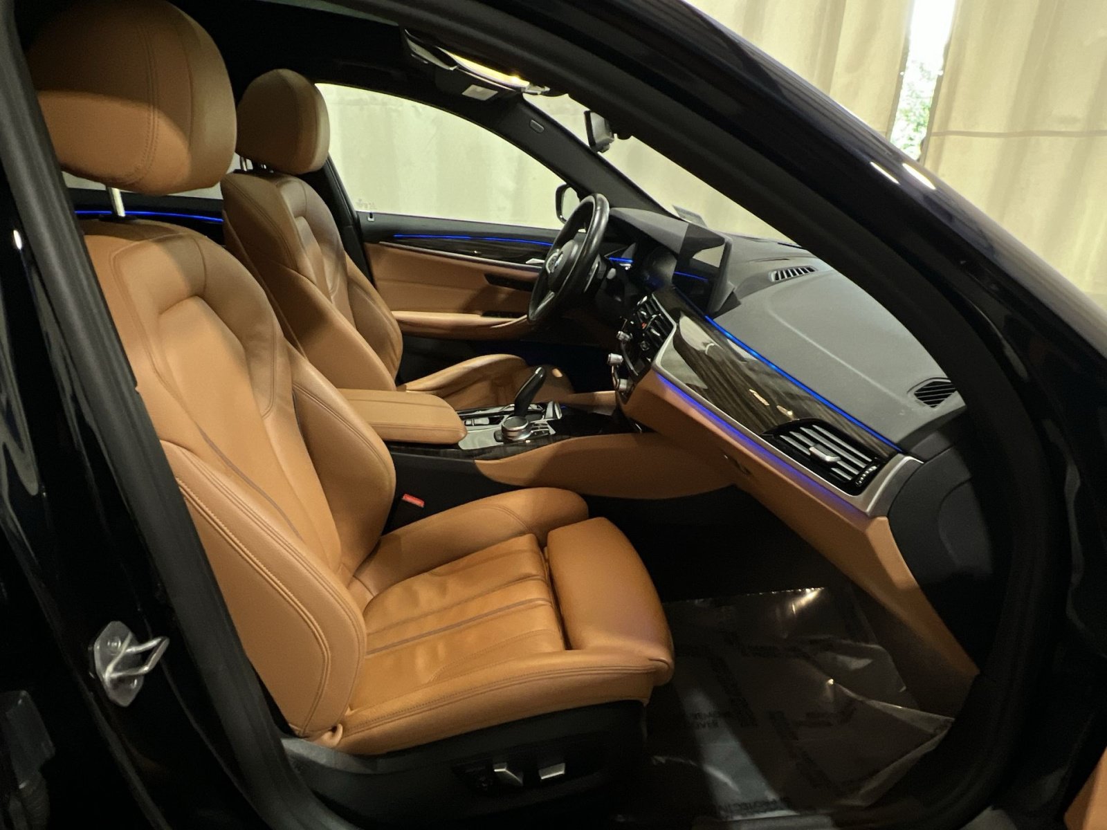 Used 2022 BMW 530i xDrive w/ M Sport Package AWD/4WD image 31
