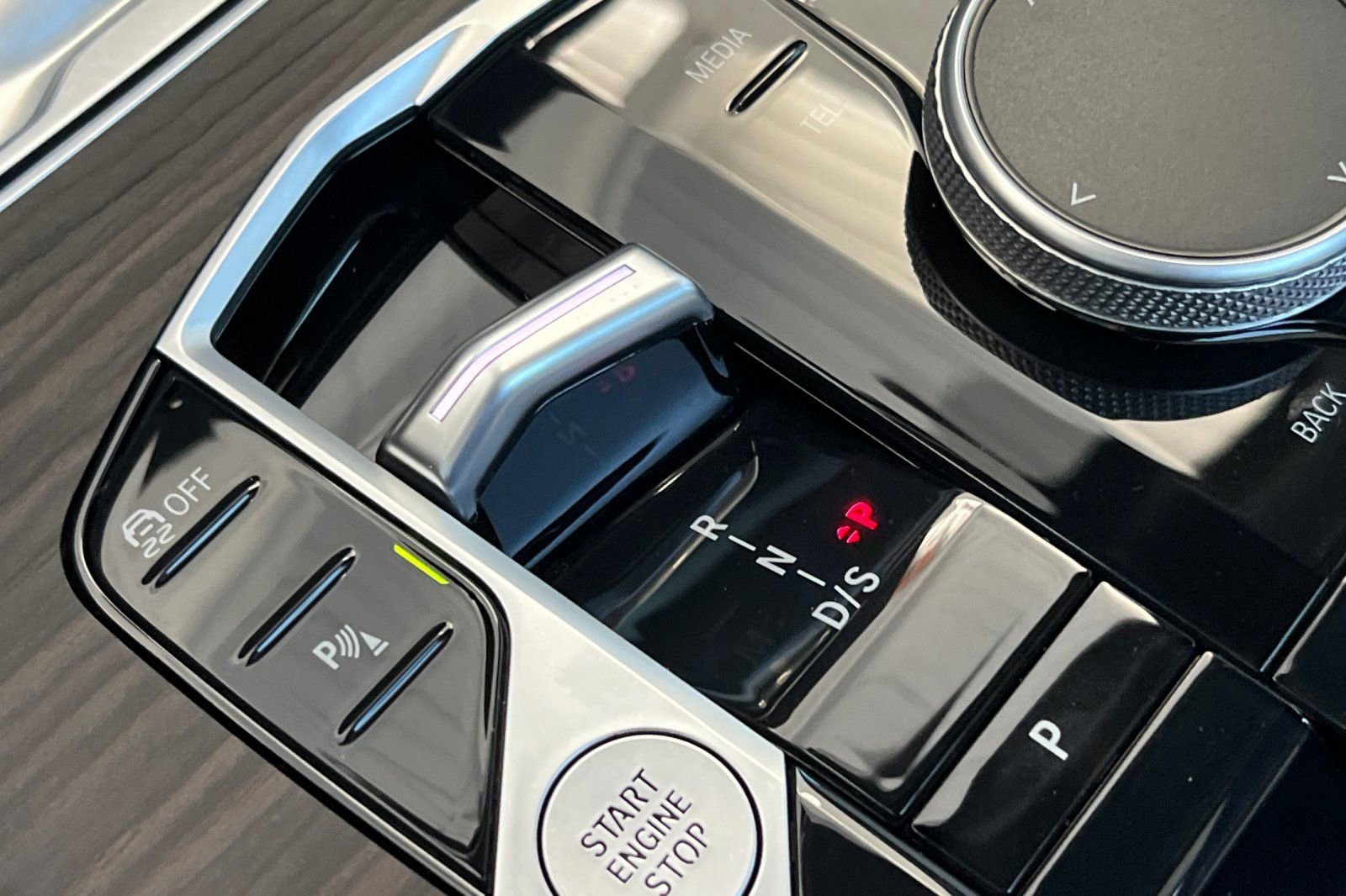 Used 2023 BMW X7 xDrive40i w/ M Sport Package image 23