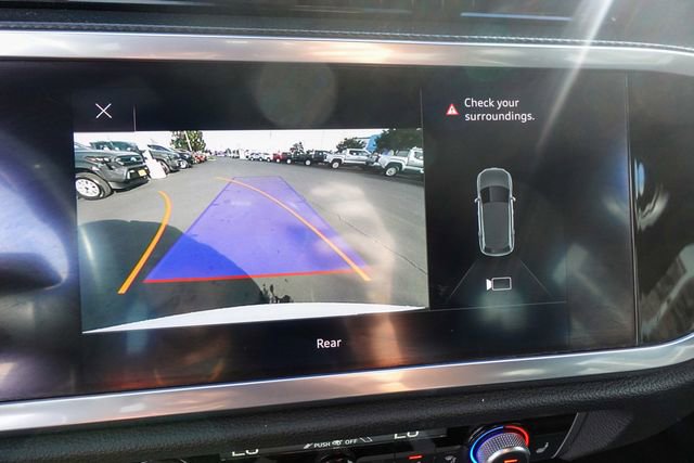 Used 2021 Audi Q3 2.0T Premium image 16