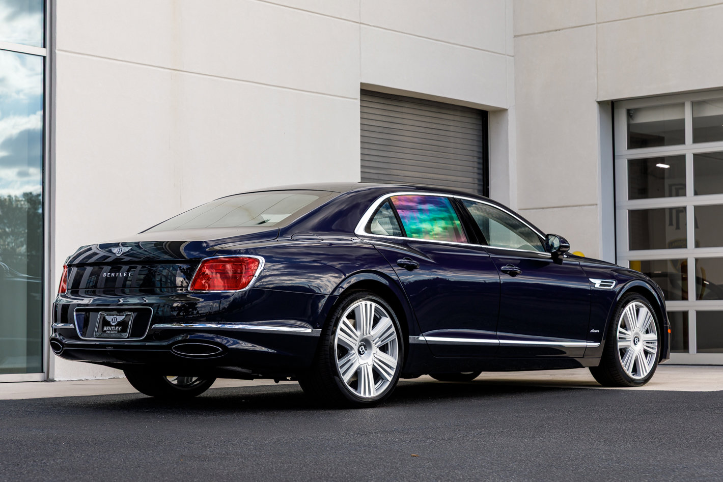 New 2026 Bentley Flying Spur Azure image 22