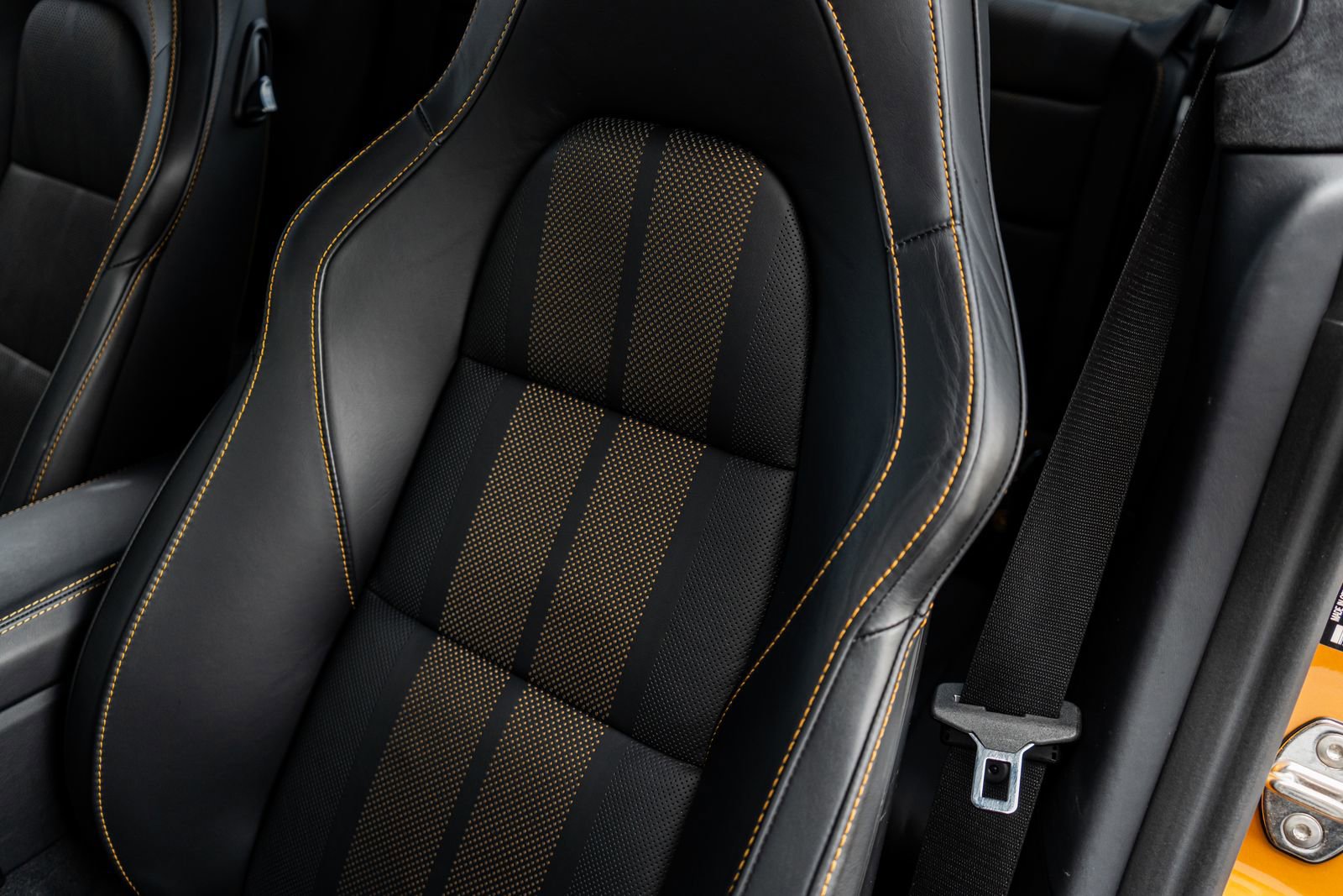 Used 2018 Porsche 911 Turbo S AWD/4WD image 30