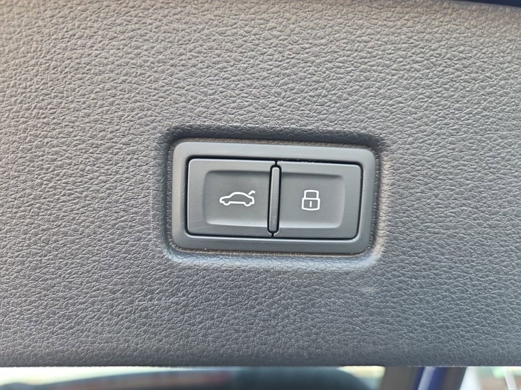 Used 2023 Audi Q5 2.0T Premium Plus w/ Premium Plus Package image 30