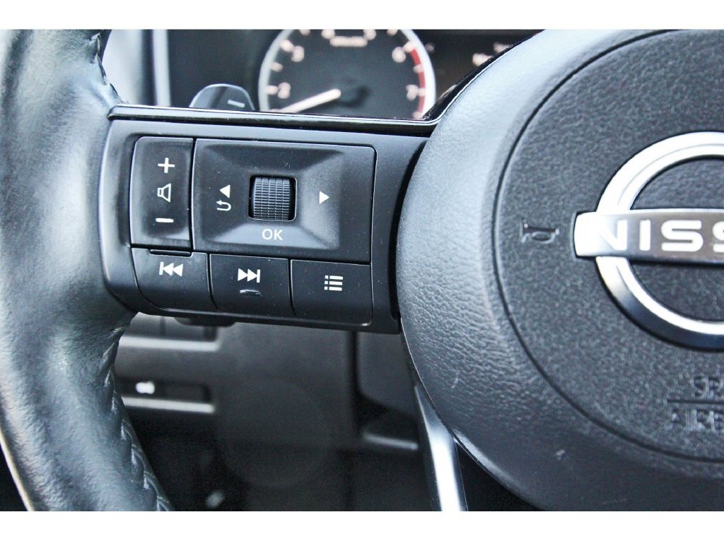 Used 2022 Nissan Rogue SL FWD image 19