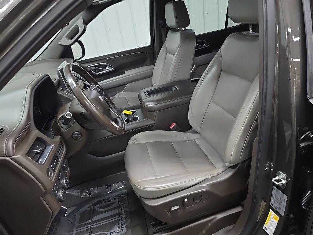 Used 2021 Chevrolet Tahoe LT w/ LT Signature Package AWD/4WD image 30