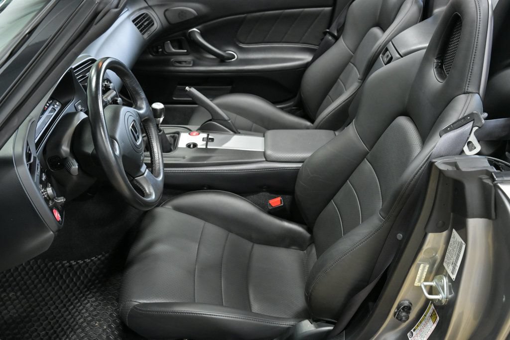 Used 2005 Honda S2000 image 26