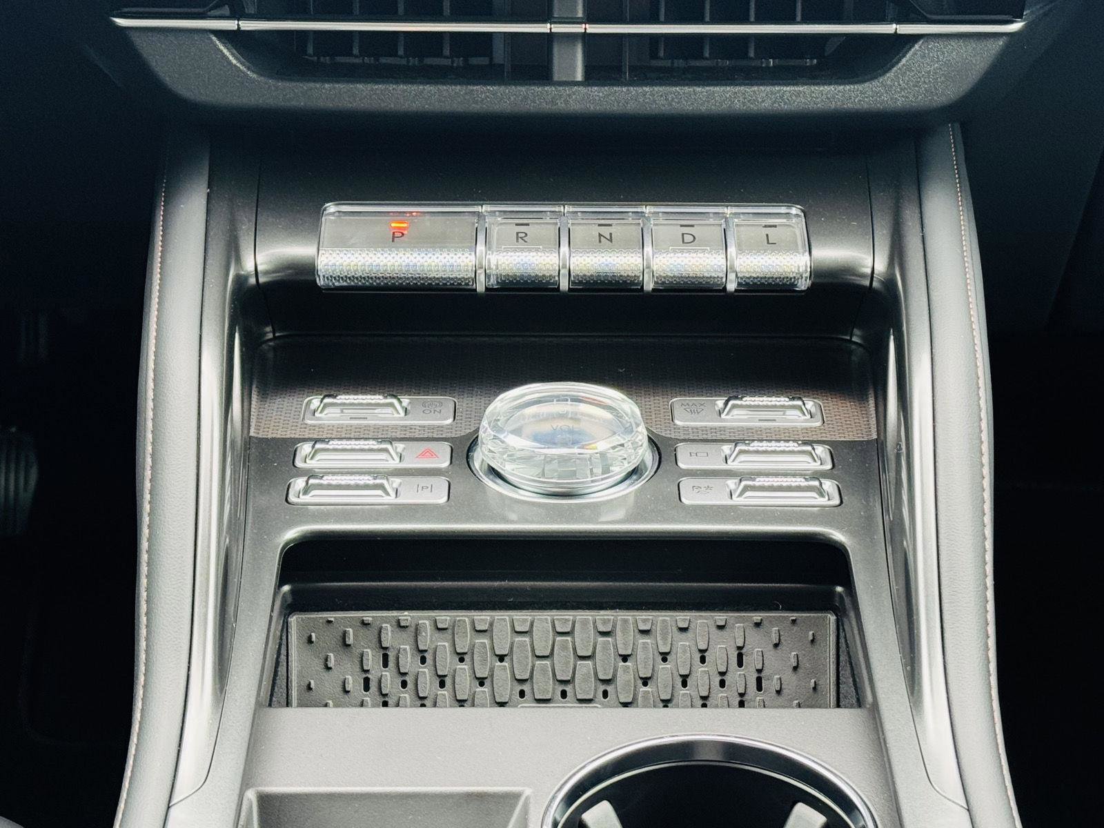 New 2026 Lincoln Nautilus Premier AWD/4WD image 25