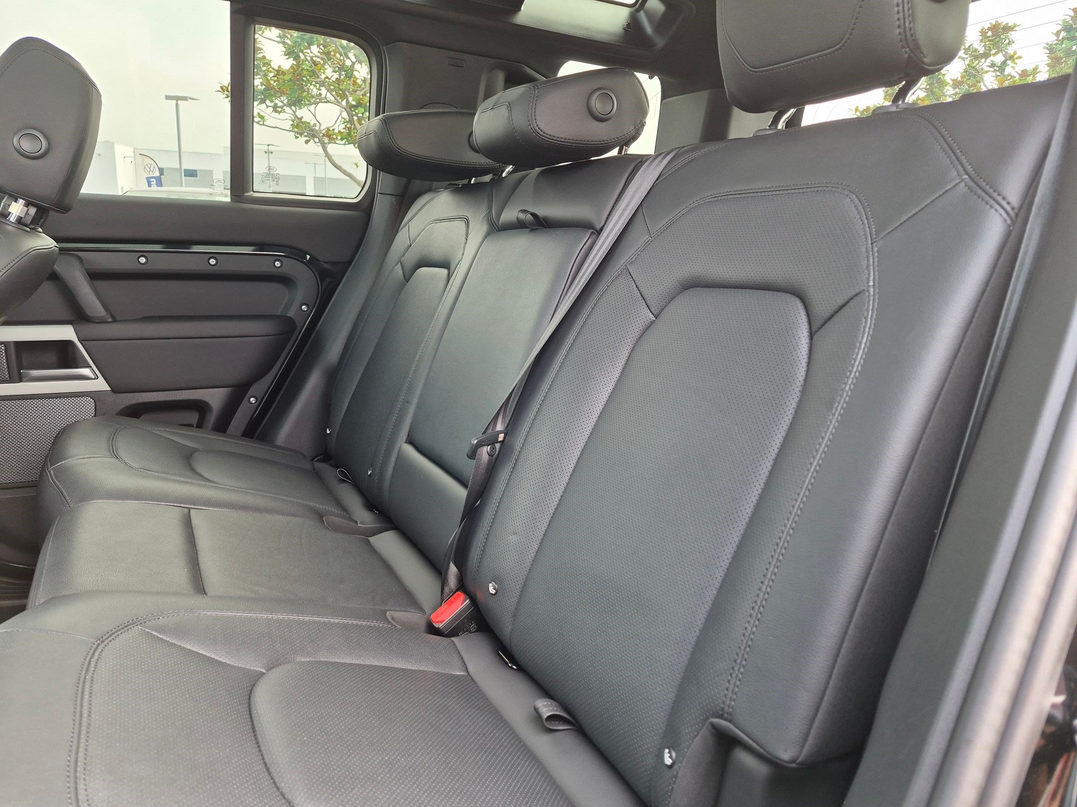 Certified 2024 Land Rover Defender 110 S AWD/4WD image 23