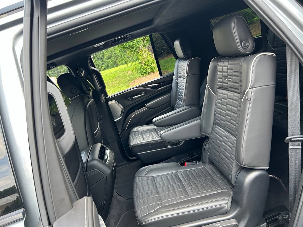 Used 2023 Cadillac Escalade V AWD/4WD image 43