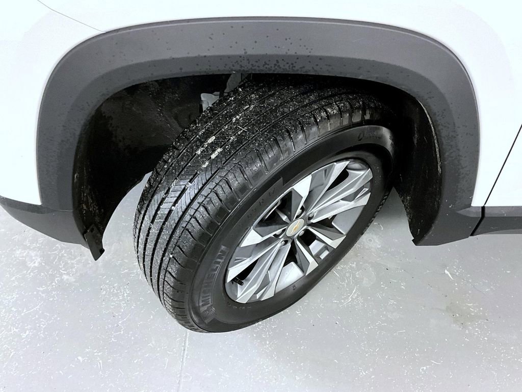 Certified 2025 Chevrolet Equinox LT image 23