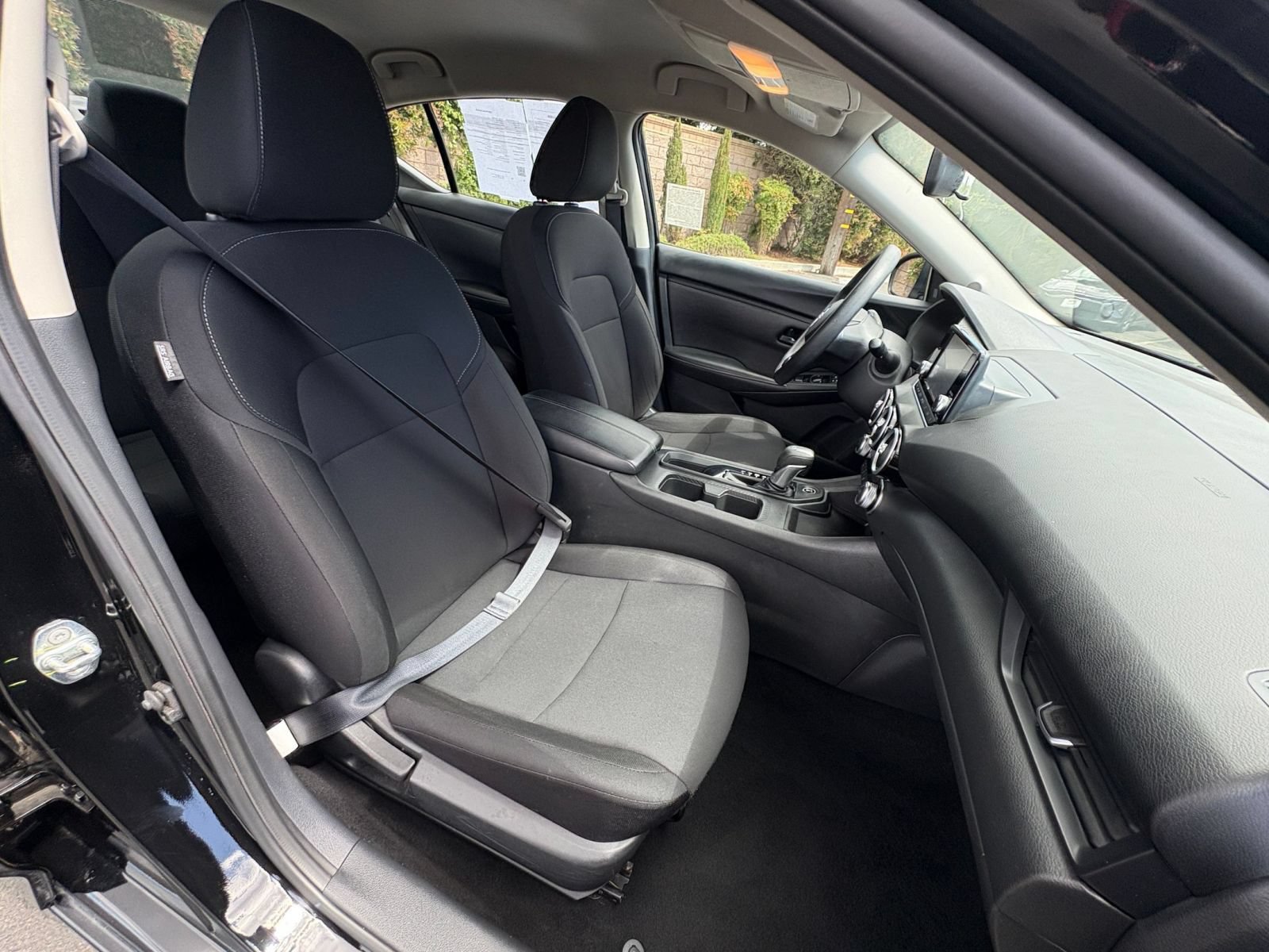 Used 2025 Nissan Sentra S FWD image 34