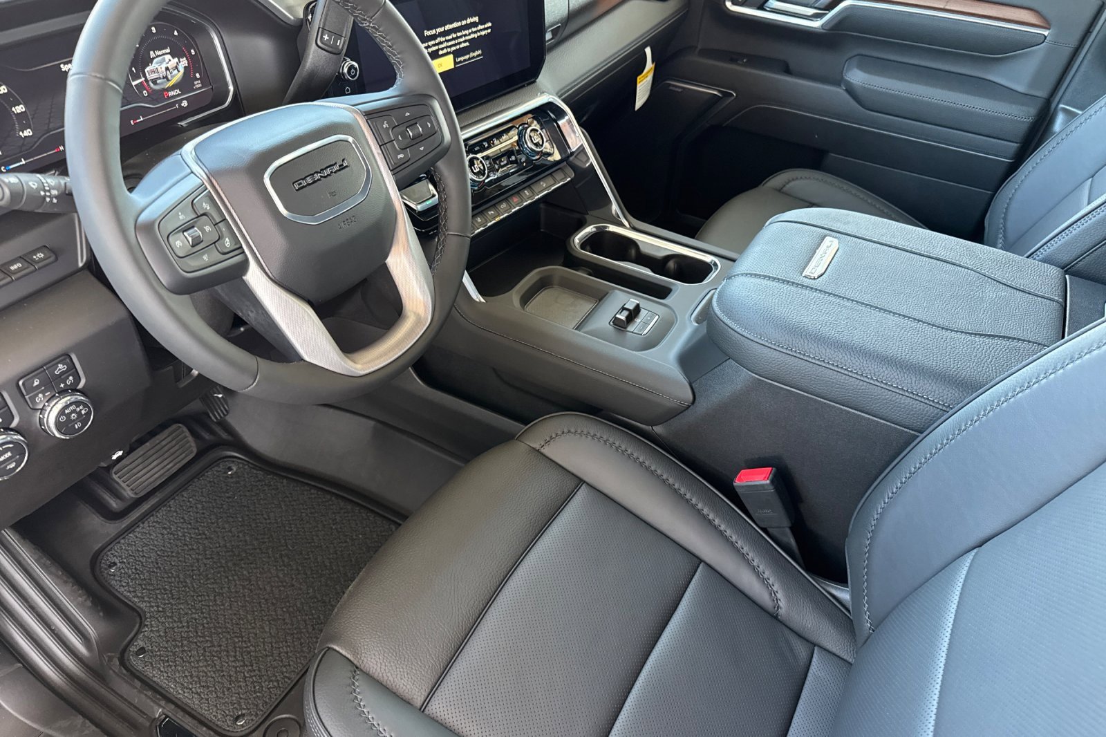 New 2025 GMC Sierra 2500 Denali w/ Denali Reserve Package image 11