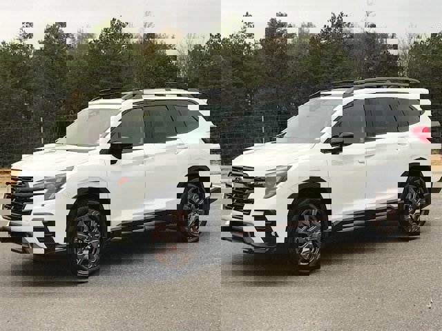 Certified 2025 Subaru Ascent Bronze Edition w/ Popular Package #2