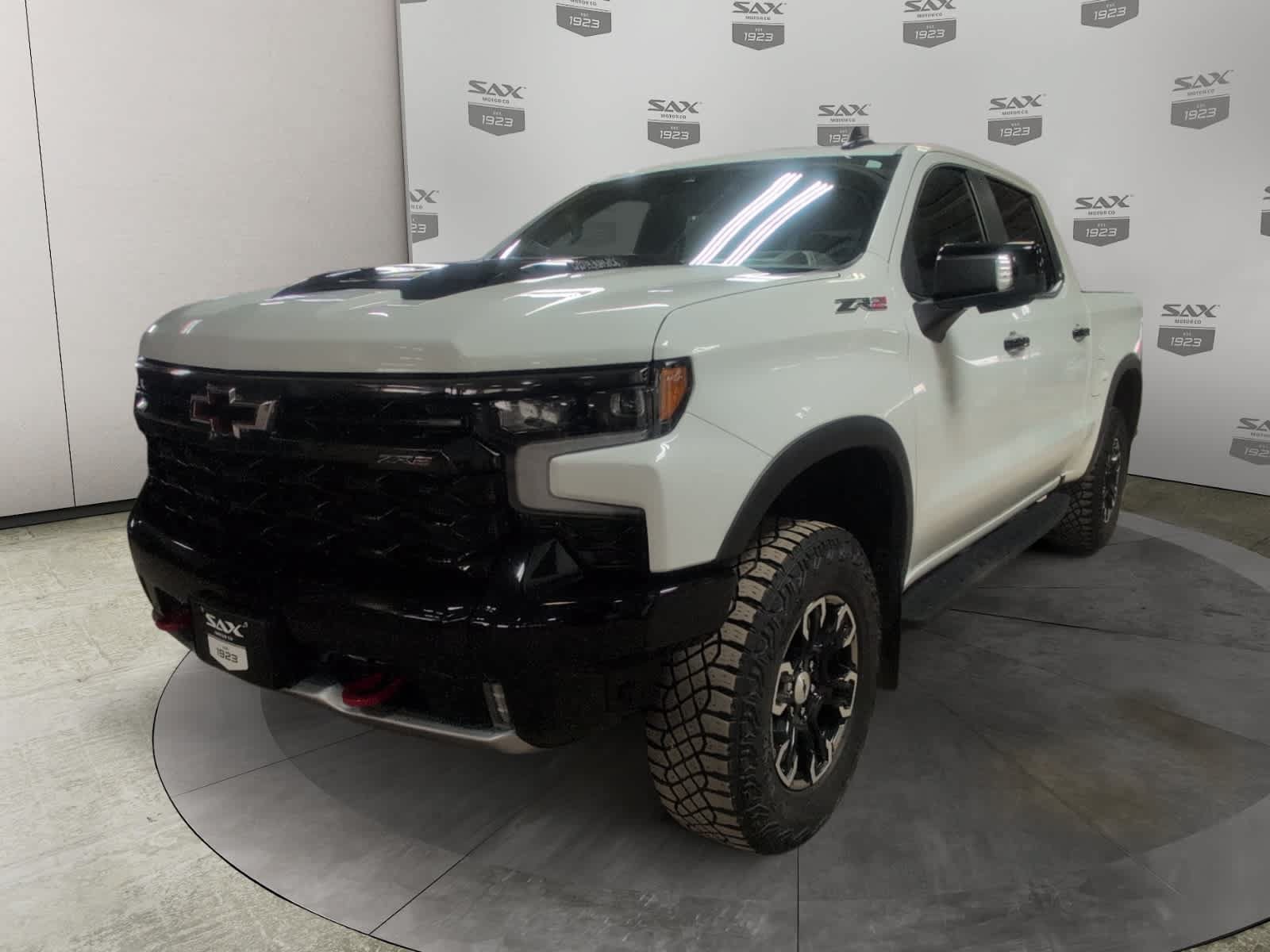 Used 2024 Chevrolet Silverado 1500 ZR2 w/ Technology Package AWD/4WD image 7