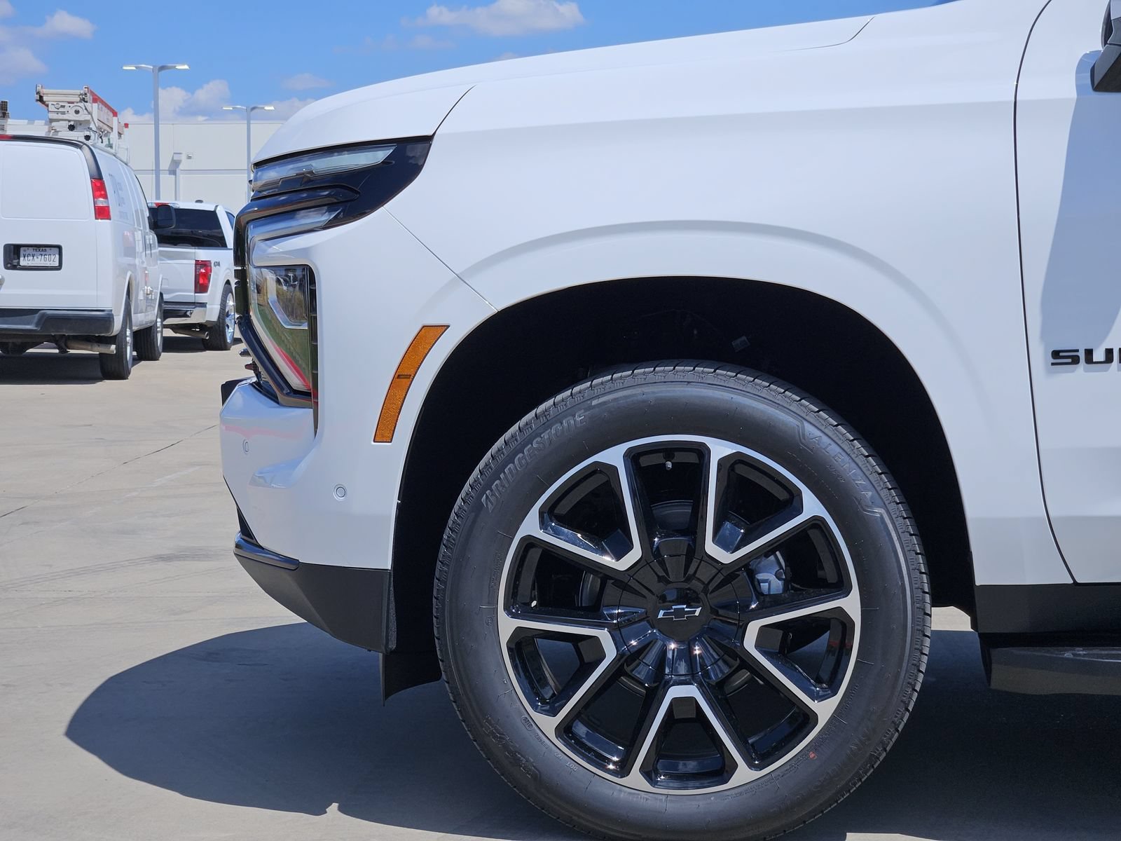 New 2026 Chevrolet Suburban RST AWD/4WD image 11