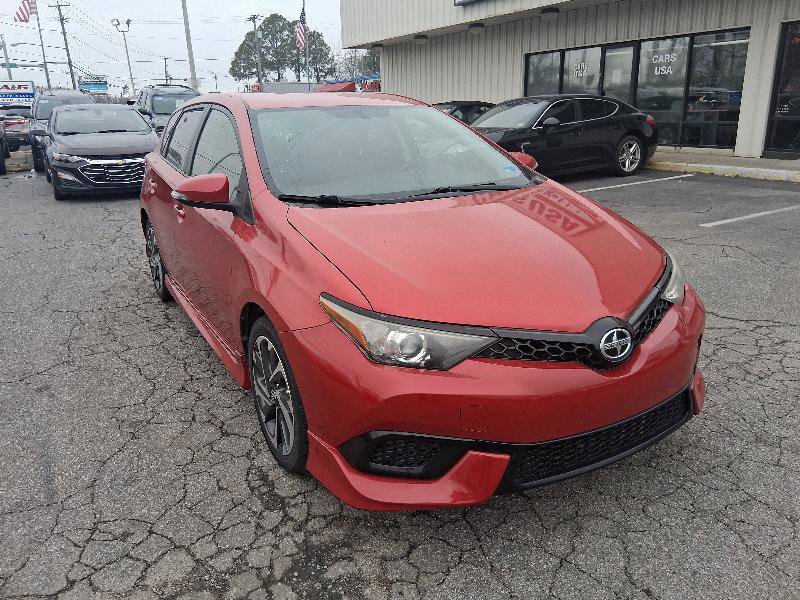 Used 2016 Scion iM image 2