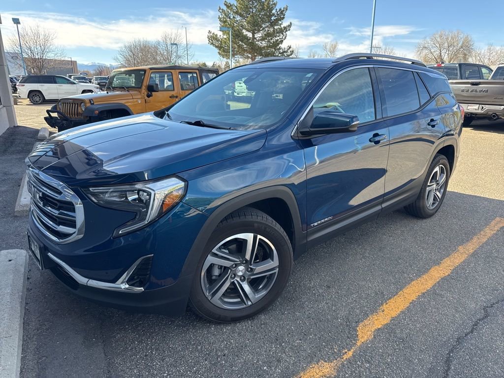 Used 2020 GMC Terrain SLT w/ Preferred Package AWD/4WD image 1