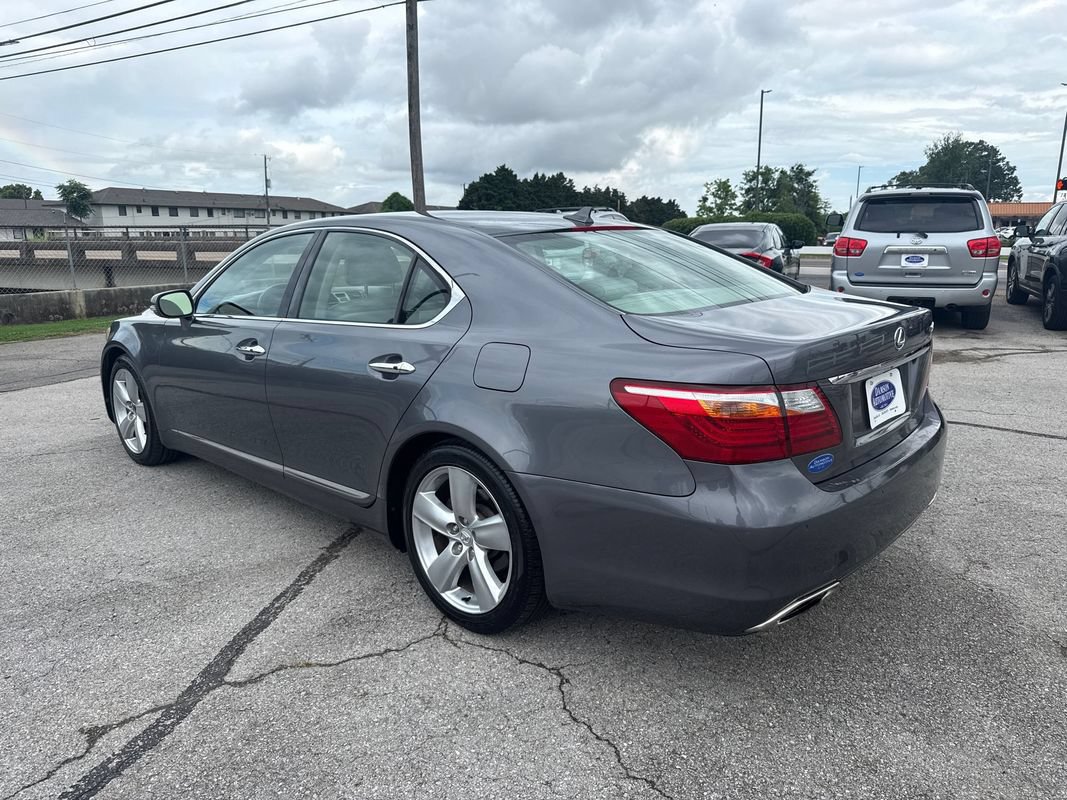 Used 2012 Lexus LS 460 w/ Comfort Pkg RWD image 3