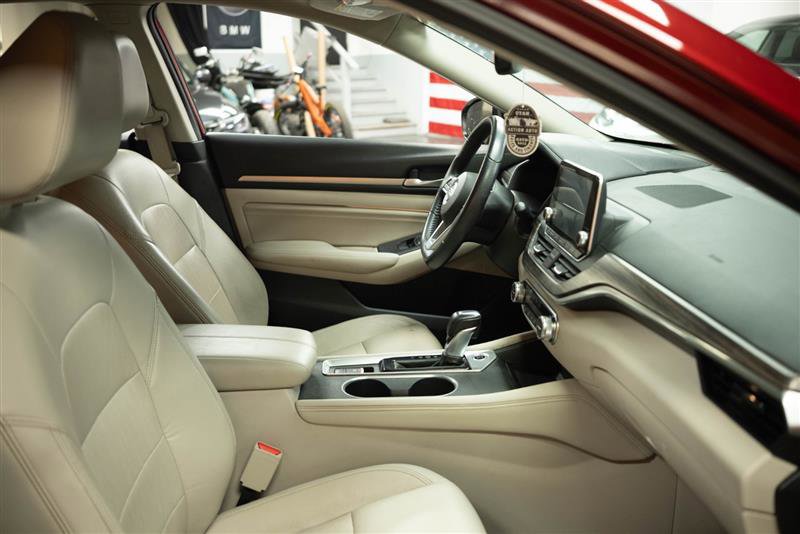 Used 2019 Nissan Altima 2.5 Platinum image 13