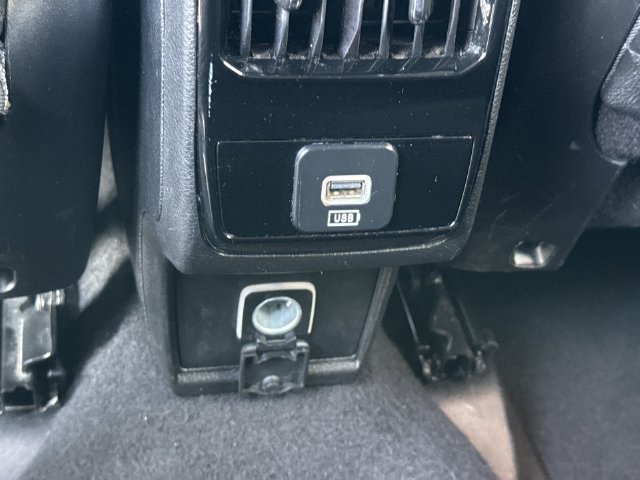 Used 2024 Jeep Compass Latitude AWD/4WD image 11