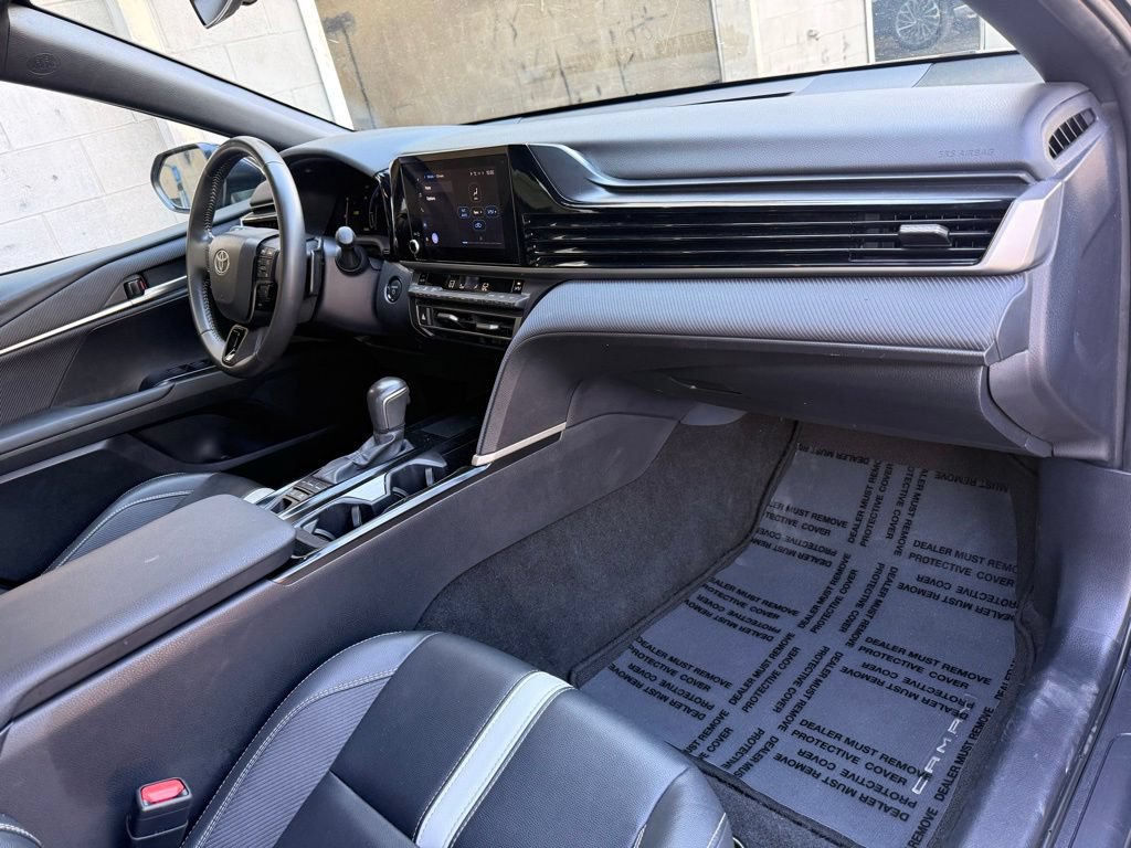 Used 2025 Toyota Camry SE FWD image 36