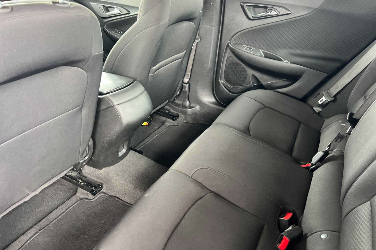 Used 2025 Chevrolet Malibu RS FWD image 6