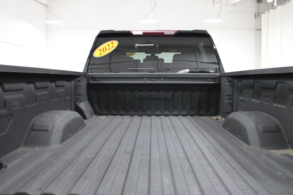 Used 2022 GMC Sierra 2500 AT4 image 18
