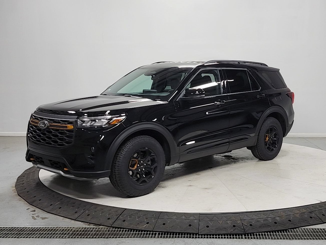 New 2026 Ford Explorer Tremor AWD/4WD image 3