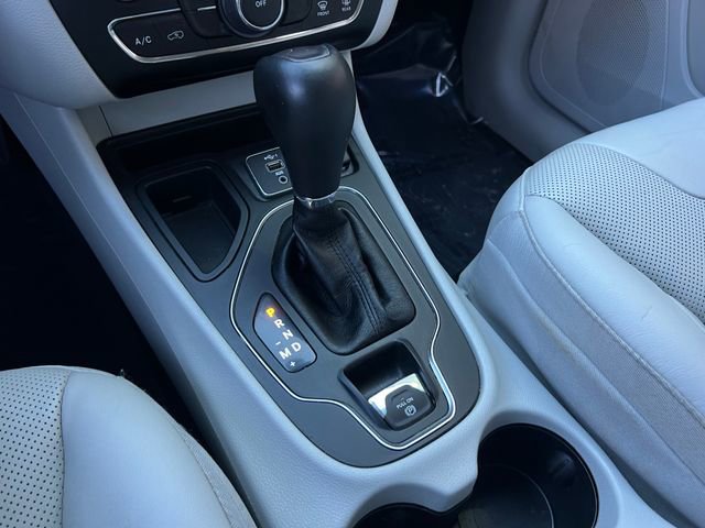 Used 2021 Jeep Cherokee Latitude Lux image 31