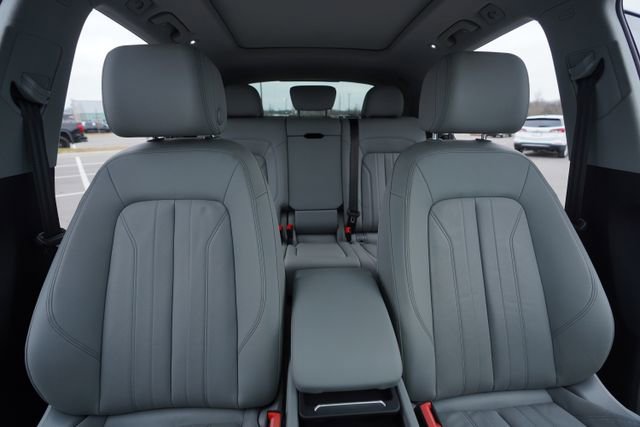 Used 2022 Audi Q5 2.0T Premium w/ Convenience Package image 34