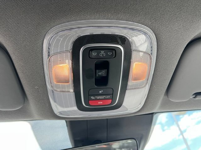 Used 2025 Hyundai Elantra SEL FWD image 26
